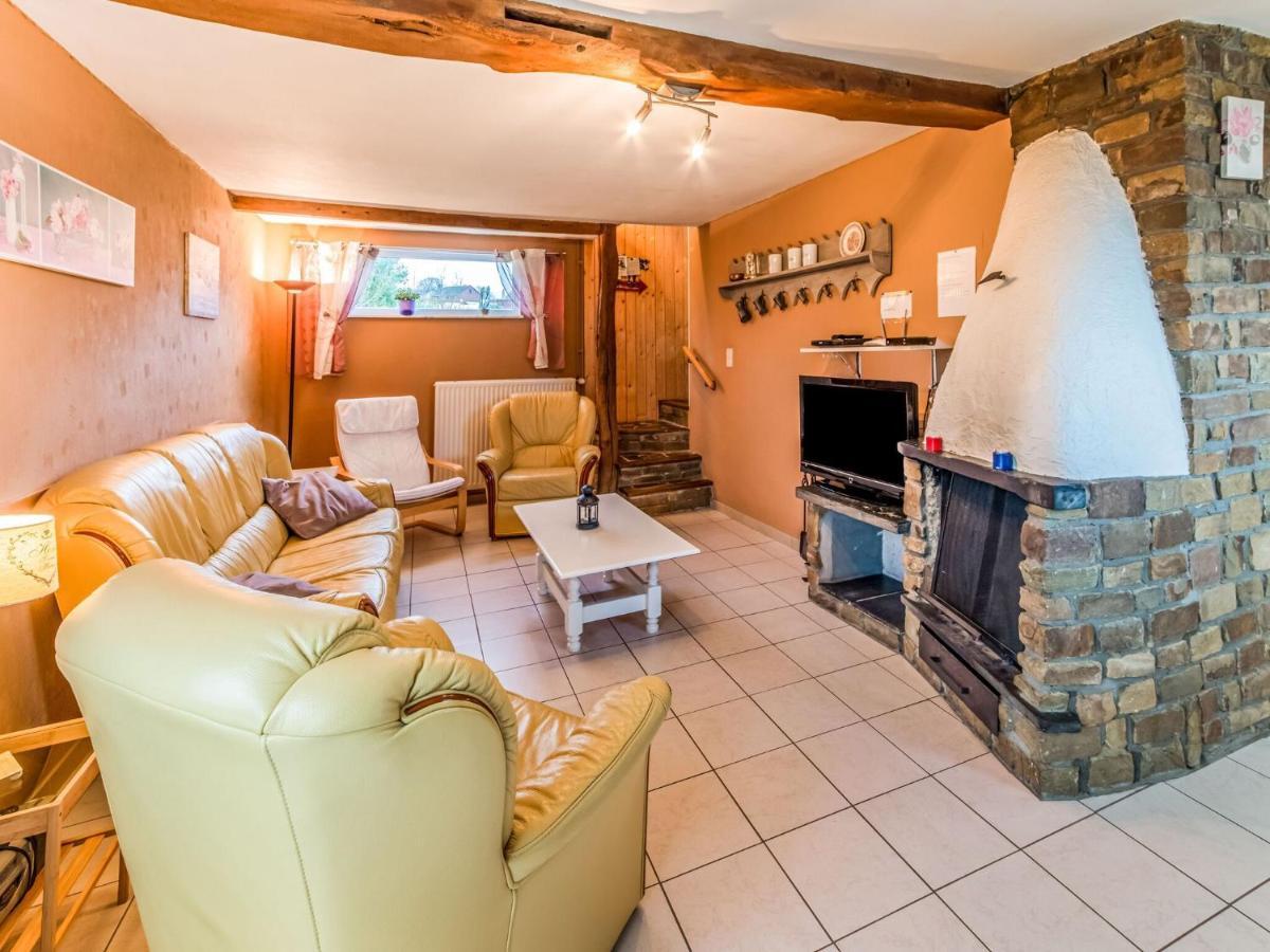 Modern Holiday Home In Lavacherie Sainte-Ode 外观 照片